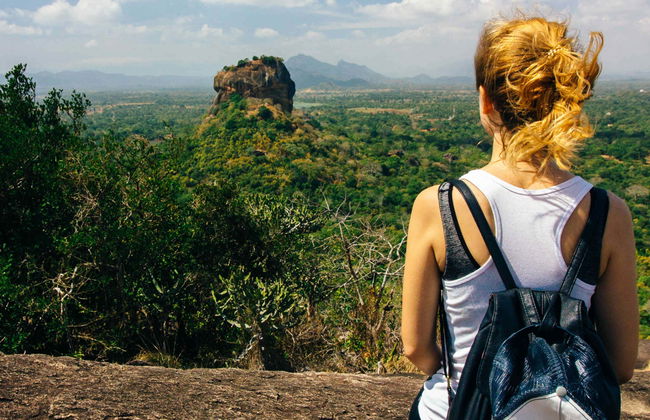 Visite privée à Pidurangala et Hiriwaduna - Photo 2