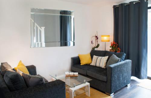 East Midland House FREE Private Parking Fast WiFi Smart TV with Garden - Foto 14