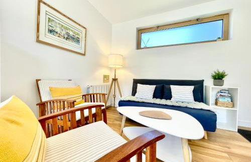 300 m Plage et Centre Ville - Parking Privatif et Gratuit sur Place - Terrasse Bois - Foto 6