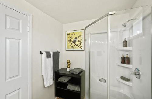 Sleeps 12 - Hot Tub - Pool - Game Room & Fire Pit! - Foto 64