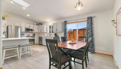 Charming Home with RV Parking - 30 miles from RMNP! - Foto 4