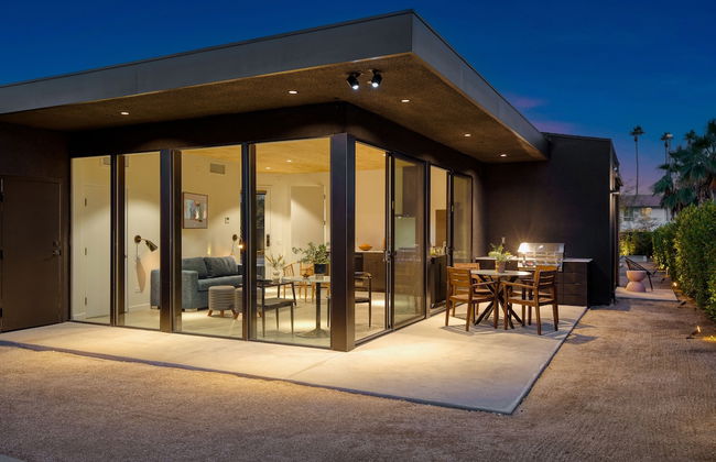 Blackhaus Suites by AvantStay – Modern Comfort in Downtown Palm Springs - Foto 60