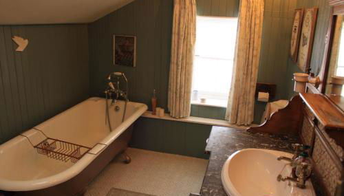 East Wing Lickleyhead Castle - Photo 4