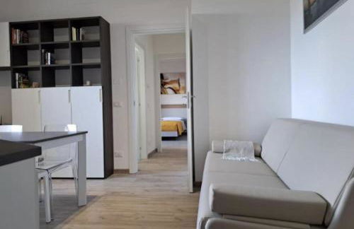 Il Campanone - Sassuolo Centro - parcheggio auto coperto - Neflix e Amazon Prime - Photo 6