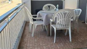 Garbí Beachfront Apartament - Primera línea con vistas al Mar Mediterraneo - Foto 5