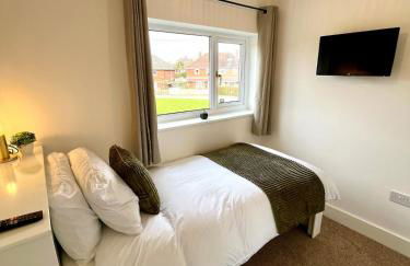 Waterside House - Luxury Home near Alton Towers & Trentham - Free Parking & Garden - Foto 7