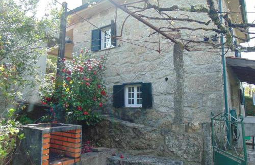 Casa de Granito Charmosa - Foto 6