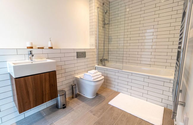 Sevenstays Ashford - 2BR Luxury Apartments - Foto 6