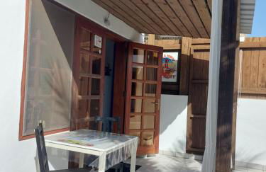 Bungalow with Sunny Private Terrace - Secure Bike or Board Storage - Foto 25