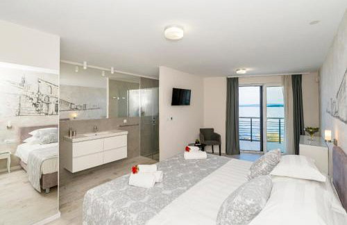 Luxury Beachfront Villa Sea Queen - Kastela - Foto 19