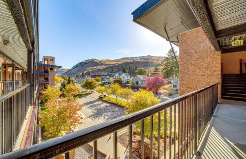 Walk to the Lake Chelan Condo with Mtn Views! - Foto 24