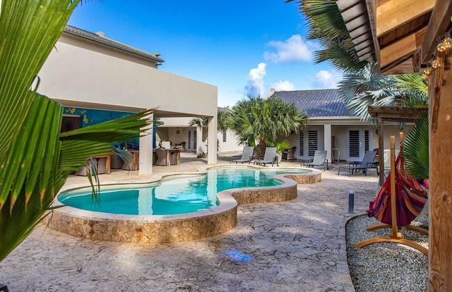 All Seasons Apartments - Photo 22