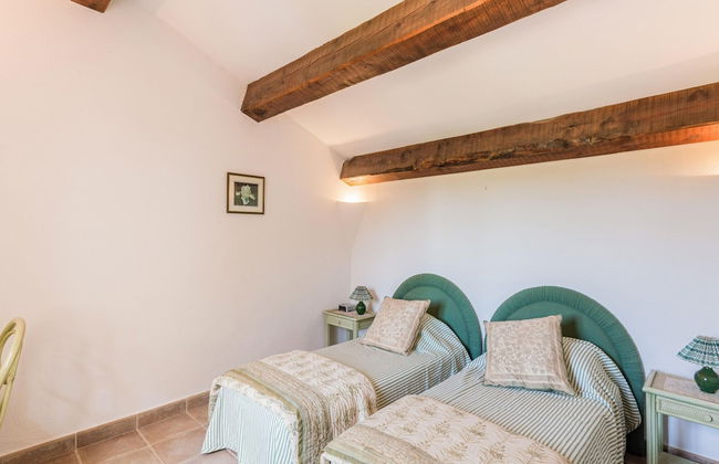 Chateau in Lorgues With Pool & Vineyard Views - Foto 2