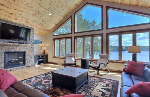 Northwoods WI 6BR Lakefront Cabin Retreat on Lake Nokomis - Minnohawk Lodge - Foto 2