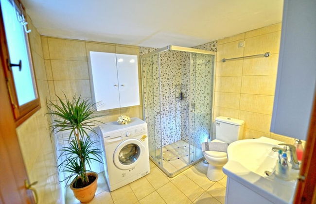 Picturesque Traditional Stone House - Foto 12