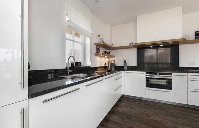 Chic Villa With a Fireplace at Tjeukemeer - Foto 5