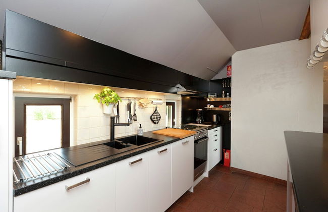 Atmospheric Country House in Asten on a Golf Course - Photo 19