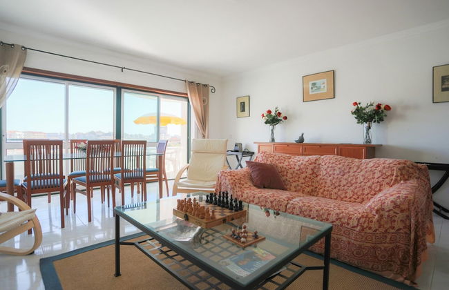 Sotto Mayor Residence - Photo 5