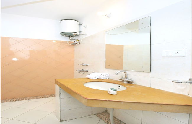 OYO 10976 Home Cheerful 2BHK Scenic Barog - Foto 23