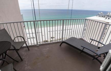 Total Remodel - 3BR-3BA Corner Beachfront - Winter Snowbirds Welcome! - Foto 51