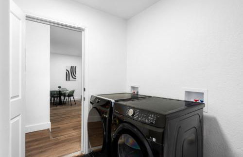 Stunning Family Home with Pool & Hot Tub - Sleeps 17 - Foto 37