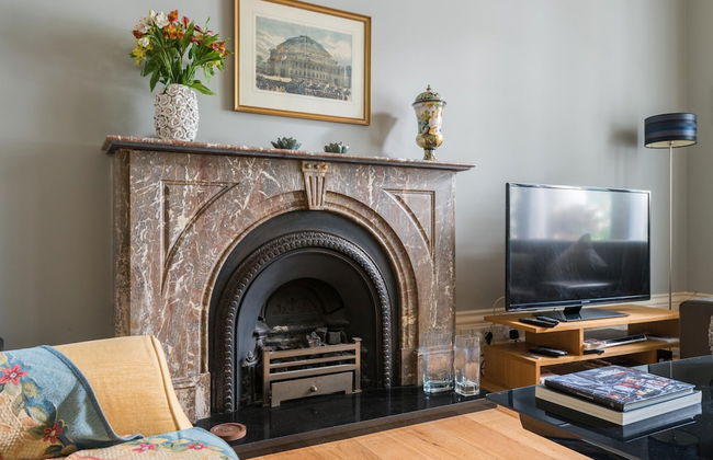 A Grand Passion - Foto 17