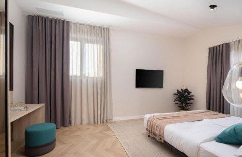 Luxury Villa Dolac near Split, airport, complete privacy, infinity heated pool - Photo 62