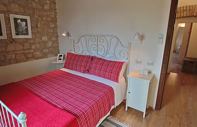 Modern Holiday Home in Foligno - Loc. With Pool - Foto 6