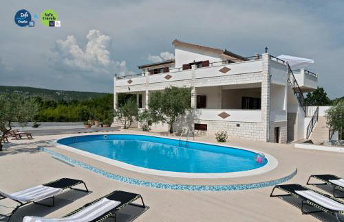 Villa Vinea - Foto 1