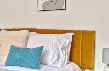 Stylish Town Centre Apartment, ALLOCATED FREE PARKING SPACE, RICKMANSWORTH HIGH STREET, Modern Decor, Juliet Balcony, Walking Distance to Rickmansworth Station Metropolitan Line - Foto 24