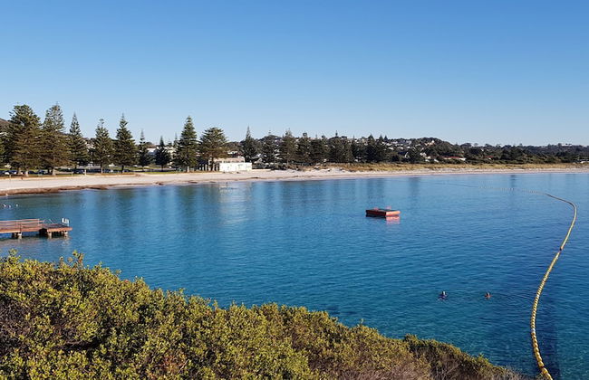 Albany Holiday Units - Photo 39