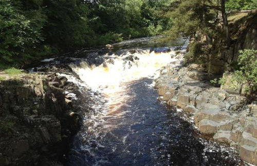 The Blue Cottage with luxurious Super King bed - Photo 55
