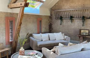 Relax in this privately located farmhouse - Foto 11