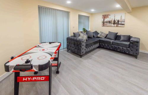 Beautiful, Peaceful, 5 Bedroom home with Hot Tub! - Foto 30