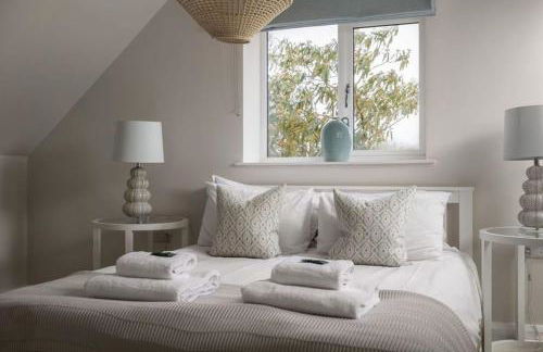 Stone Barn, contemporary barn conversion - Photo 32