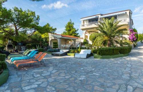 Apartments Villa Punta Royal - Photo 1