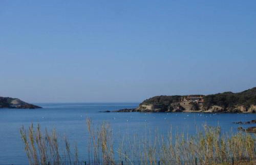 La Tour Fondue Appartement vue mer Grand T2 face a Porquerolles Drap serviette non fournis - Foto 1