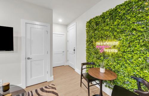 RG 2-3 DT Dallas l FIFA WORLD CUP READY l 5 Min from Love Field - Foto 6