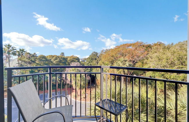 Oceanfront w/ Pool + Beach Access & Balcony View 312 B Shipwatch by Avantstay - Photo 29