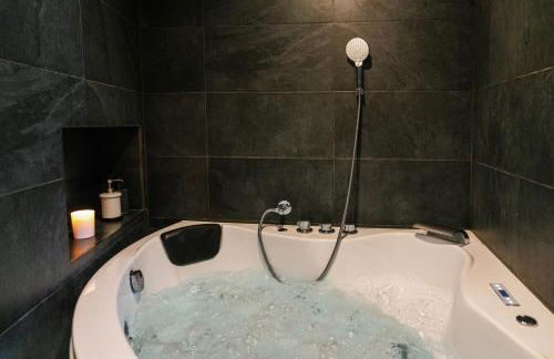 L'Oxalis villa (L'Osmanthus), Logement avec balnéothérapie privée - Foto 14