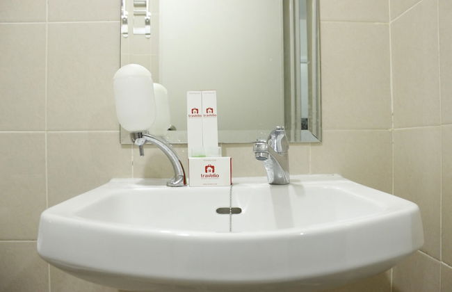 Fabulous 1BR Apartment @ Parahyangan Residence - Photo 15