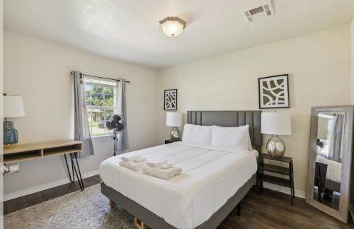 2BR Apt 10 min to OU Medical #TA - Photo 1