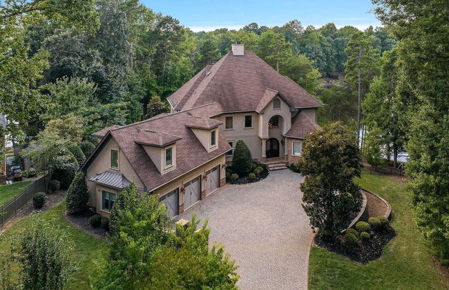 Livin' Large Lake Norman Estate w/ Pool, Dock, Game Room & Scenic Views - Photo 22