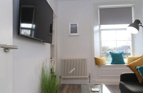 Dollar Apartments-39 Bridge Street - Photo 30