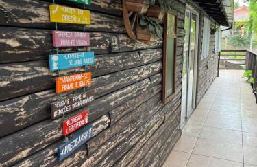 Sítio com piscina, churrasqueira, lareira, fogão à lenha, mesa de sinuca e vista para as montanhas - Foto 59