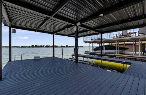 Lakefront Stay for 16 with Pool Dock & Game Room - Foto 54