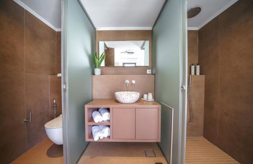 Nostra Terra Villa, 2-acre Secluded Nature Escape with Heated Pool, By ThinkVilla - Foto 46