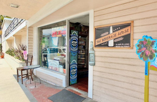 New Beach & Bay Retreat Full of Amenities! - Foto 12