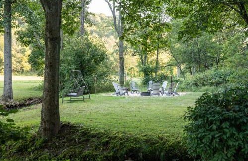 Creekside Farmstead - Pool - Hot Tub - 3 Min to Lake - Pets Allowed - Foto 16