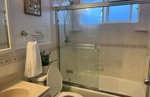 Affordable Private Rooms with Shared Bath Kitchen near SFO (SA) - Foto 8